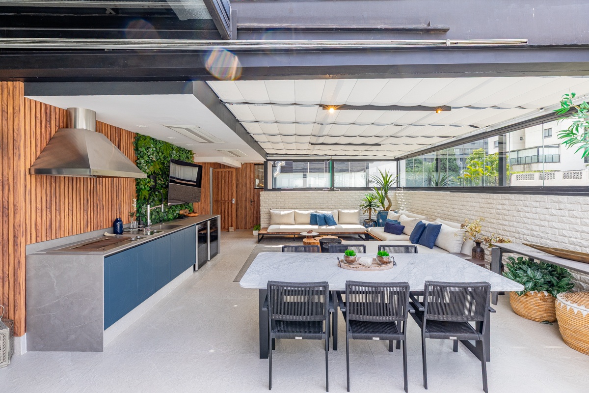 Apartamento garden para venda em Vila Olímpia com 3 quartos, sendo 3 suítes, 220m²