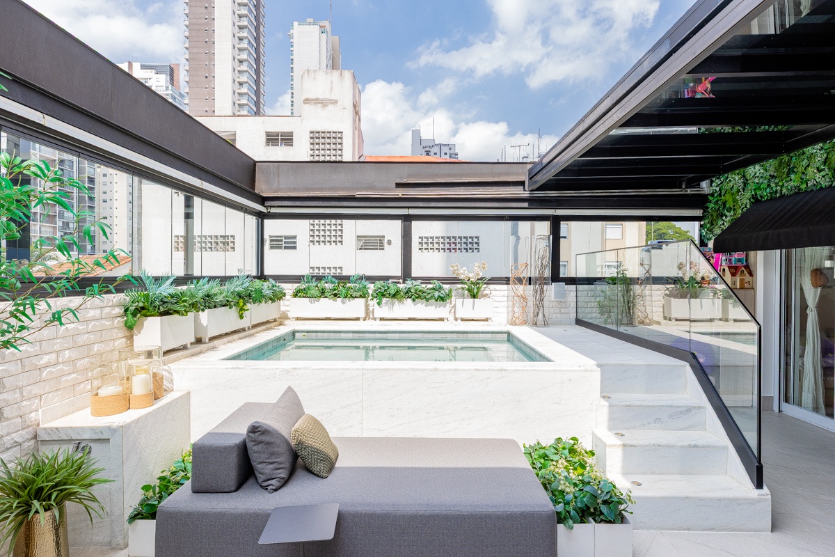 Apartamento garden para venda em Vila Olímpia com 3 quartos, sendo 3 suítes, 220m²