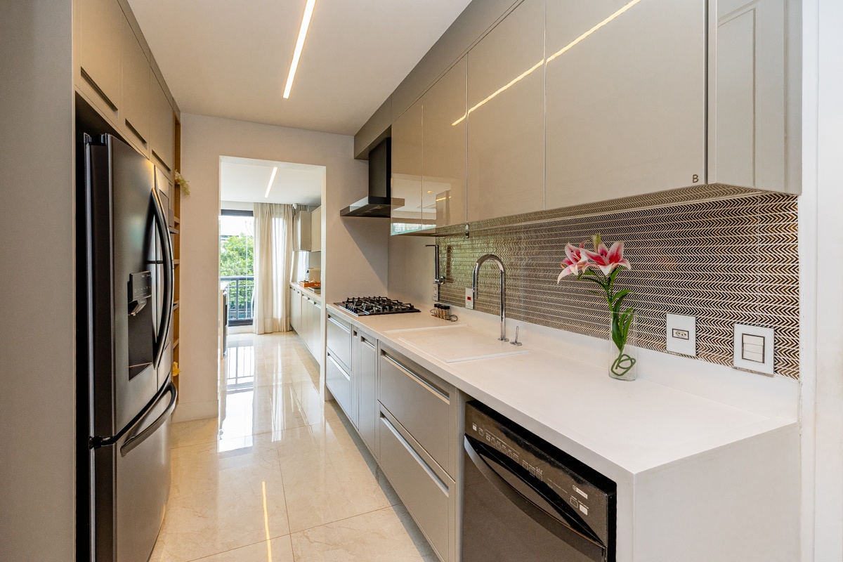 Apartamento garden para venda em Vila Olímpia com 3 quartos, sendo 3 suítes, 220m²