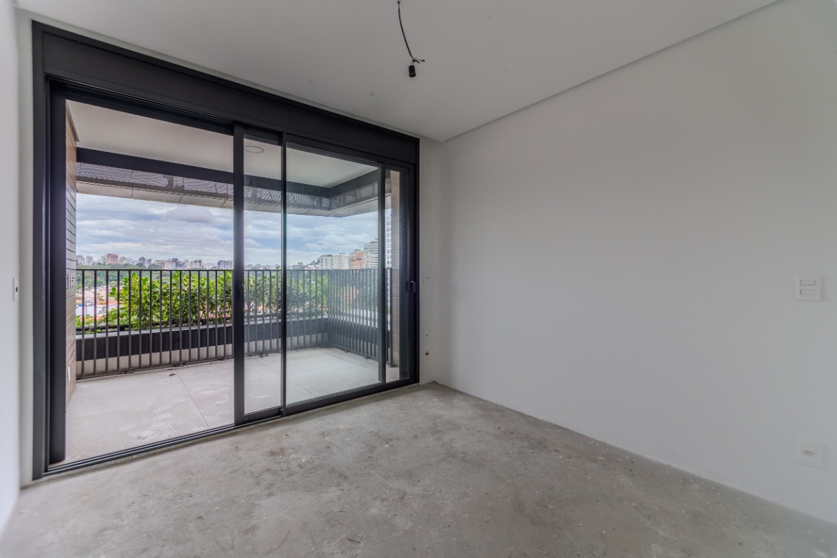 Apartamento para venda em Vila Nova Conceição com 3 quartos, sendo 3 suítes, 175m²