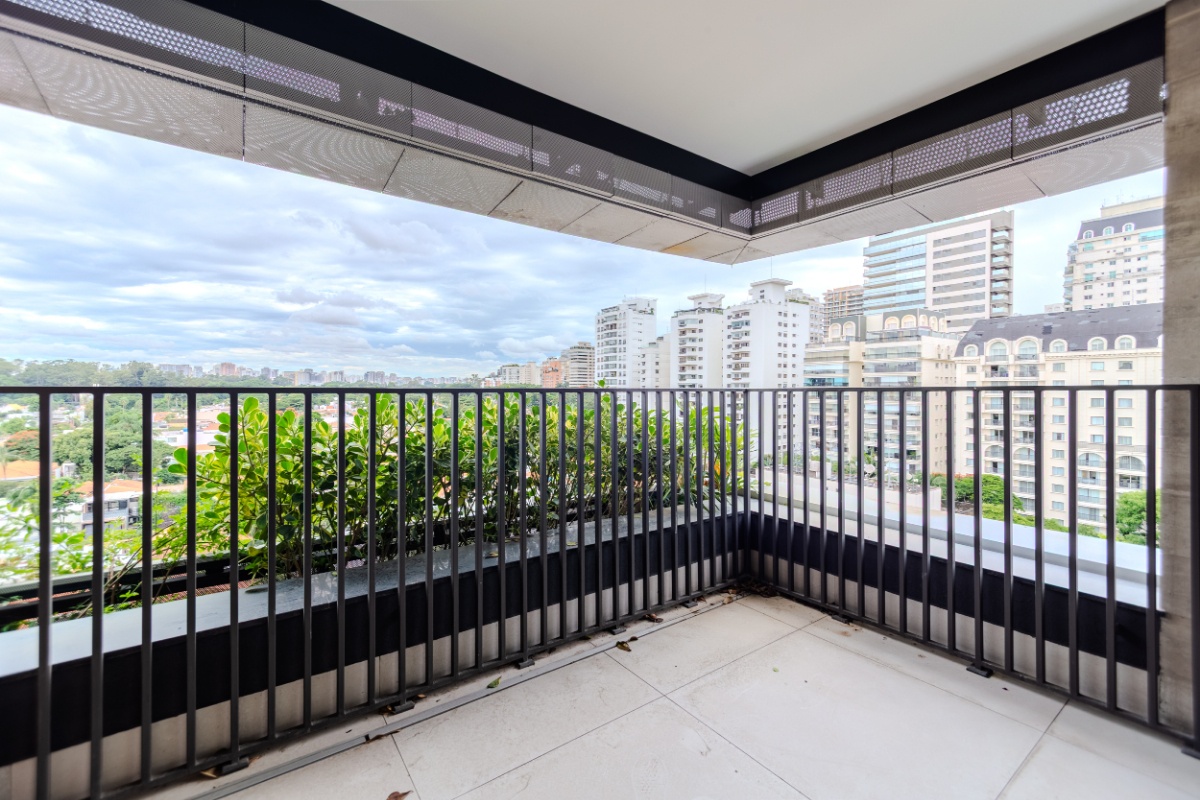 Apartamento para venda em Vila Nova Conceição com 3 quartos, sendo 3 suítes, 175m²