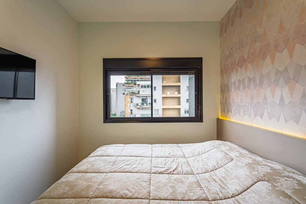 Apartamento na Rua Alves Guimarães, 1450, Alto de Pinheiros São Paulo - São Paulo