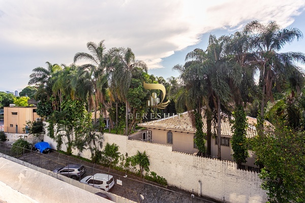 Av. Nove de Julho, 4706