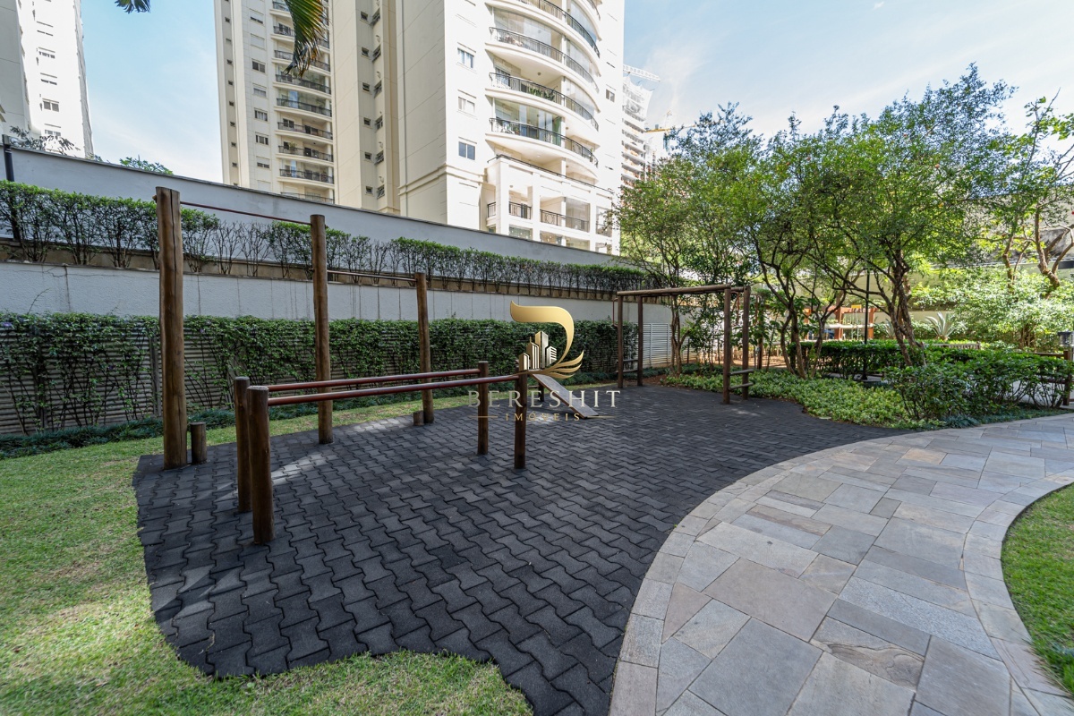 Apartamento para venda em Moema com 4 quartos, sendo 1 suíte, 104m²