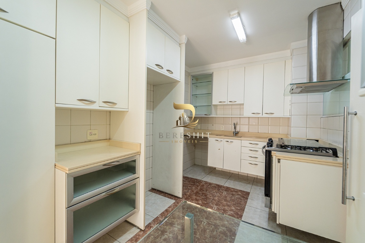 Apartamento para venda em Moema com 4 quartos, sendo 1 suíte, 104m²