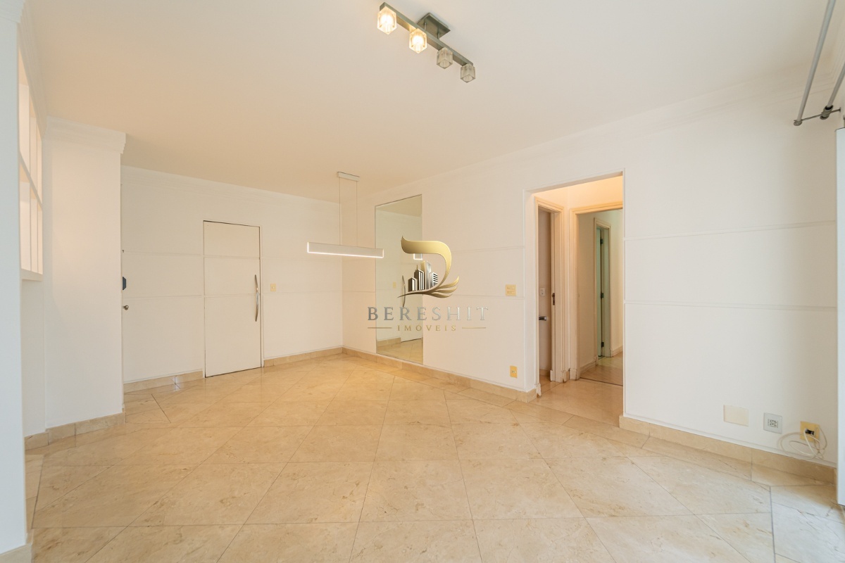 Apartamento para venda em Moema com 4 quartos, sendo 1 suíte, 104m²