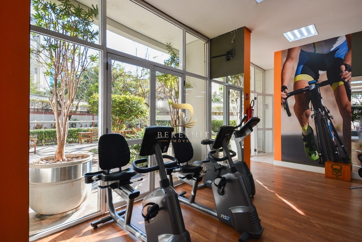 Apartamento para venda em Moema com 4 quartos, sendo 1 suíte, 104m²