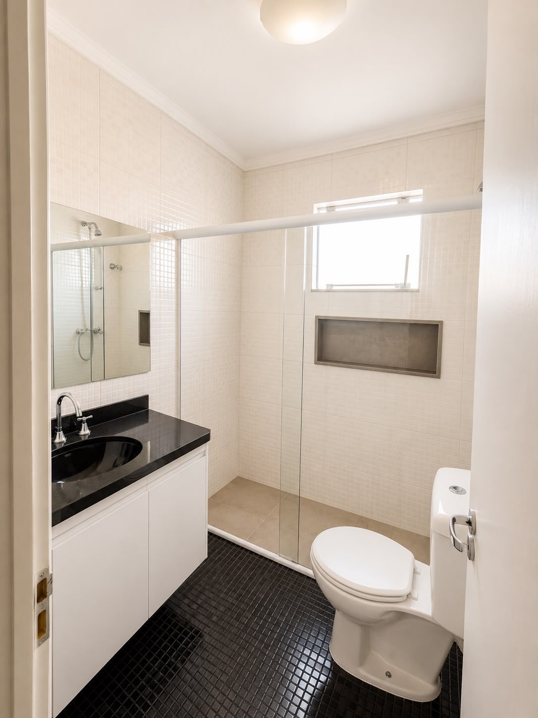 Casa de condominio para locação .  R. Padre Arnaldo Pereira, 310 -  São Paulo - SP, 04358-070