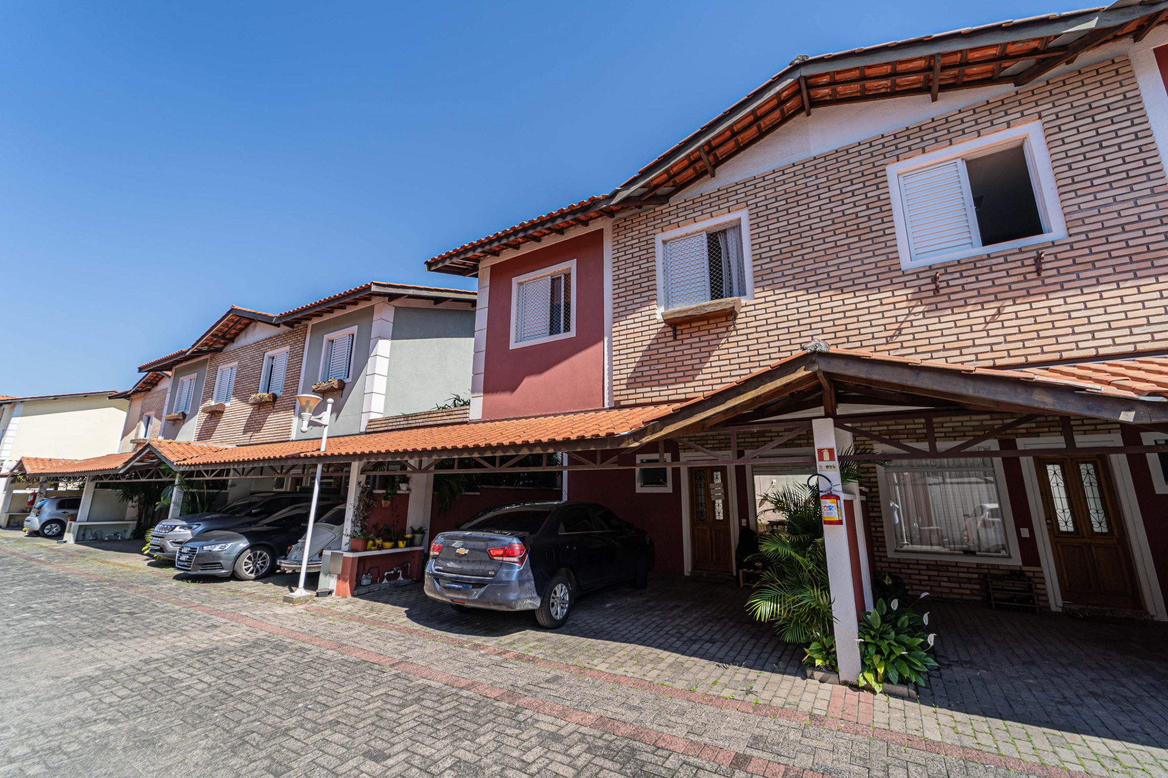 Casa de condominio para locação .  R. Padre Arnaldo Pereira, 310 -  São Paulo - SP, 04358-070