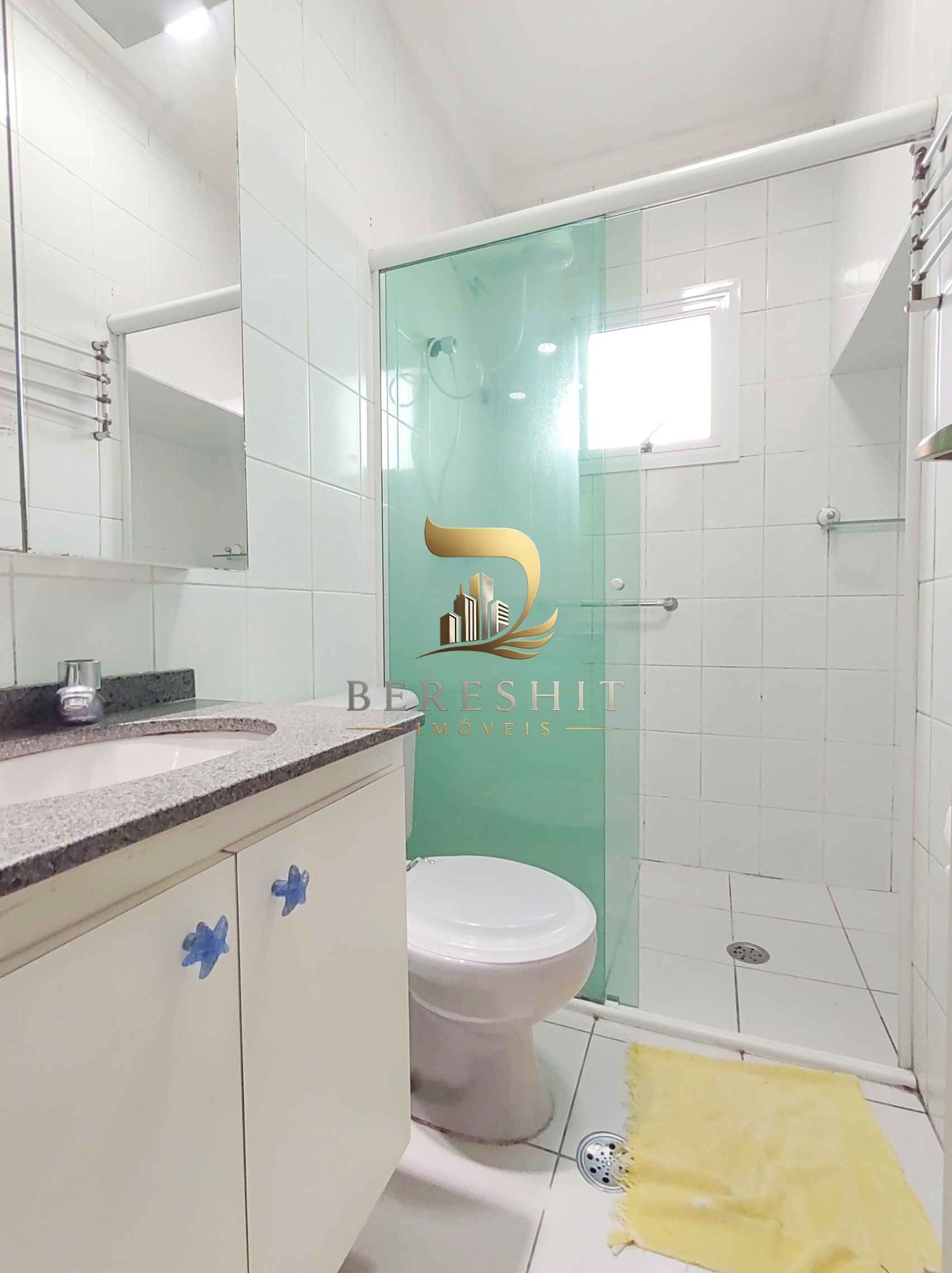 Casa no condomínio The Village Residence para venda com 4 quartos, sendo 1 suíte, 262m²