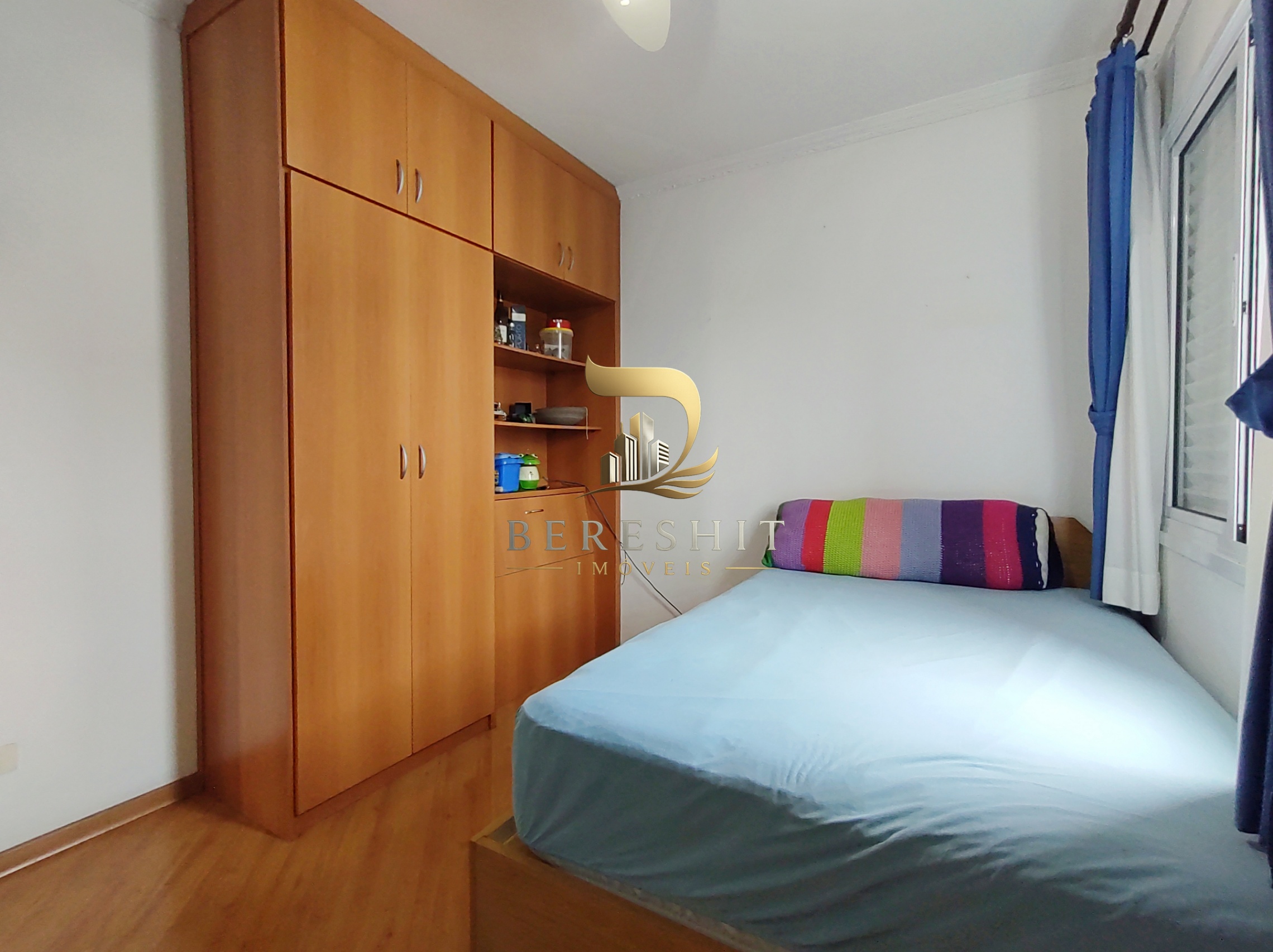 Casa no condomínio The Village Residence para venda com 4 quartos, sendo 1 suíte, 262m²