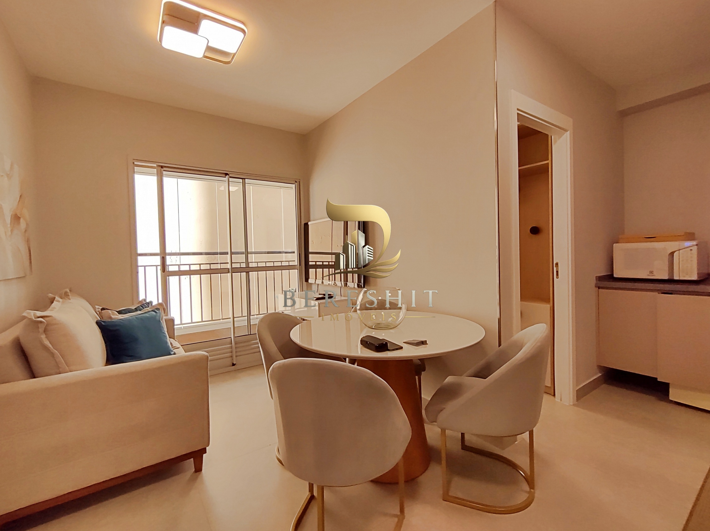 Apartamento Mobiliado para Locação em Pinheiros | 39 m² | 2 Dormitórios | Metrô Fradique Coutinho