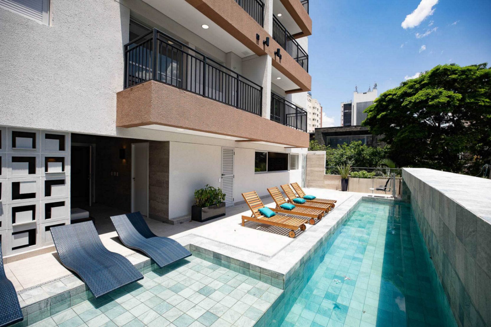 Apartamento Mobiliado para Locação em Pinheiros | 39 m² | 2 Dormitórios | Metrô Fradique Coutinho